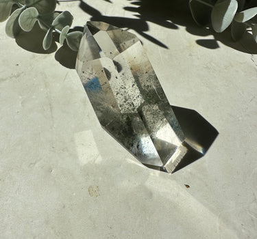 CHLORITE (glittery) PHANTOM QUARTZ TOWER | growth | clears negativity